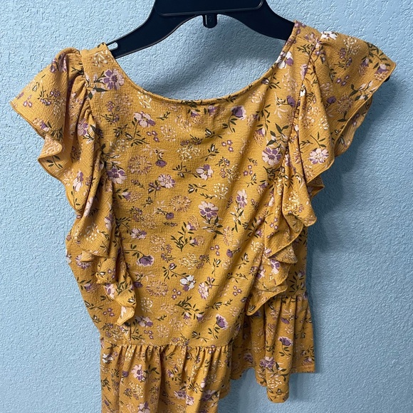Floral Mustard Ruffle Top - Picture 2 of 4